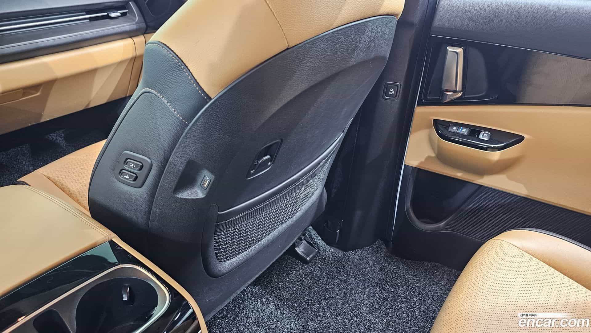 Canival Kia 2021.4-OPTION-023
