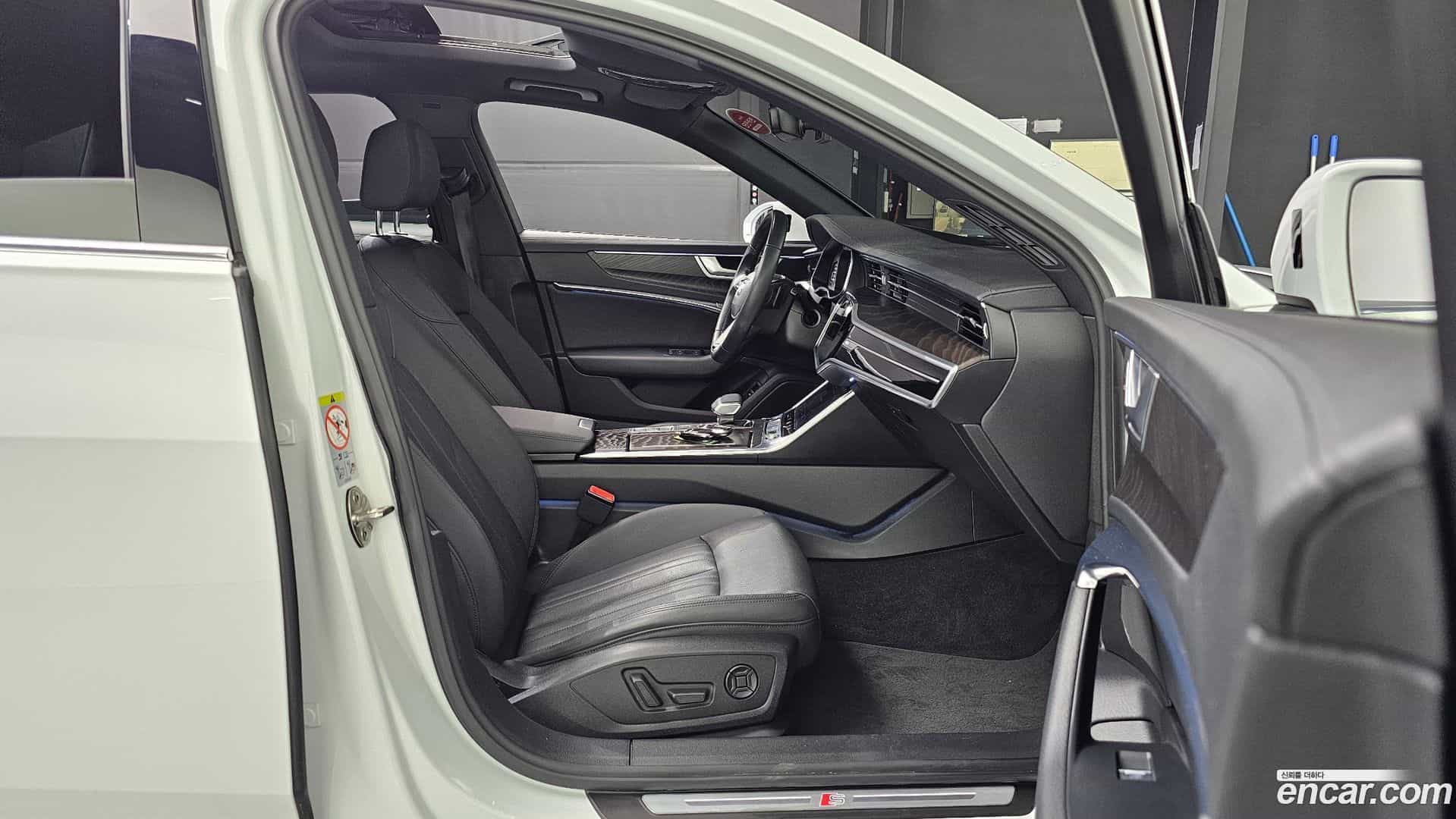 A6 Audi 2021.5-OPTION-016
