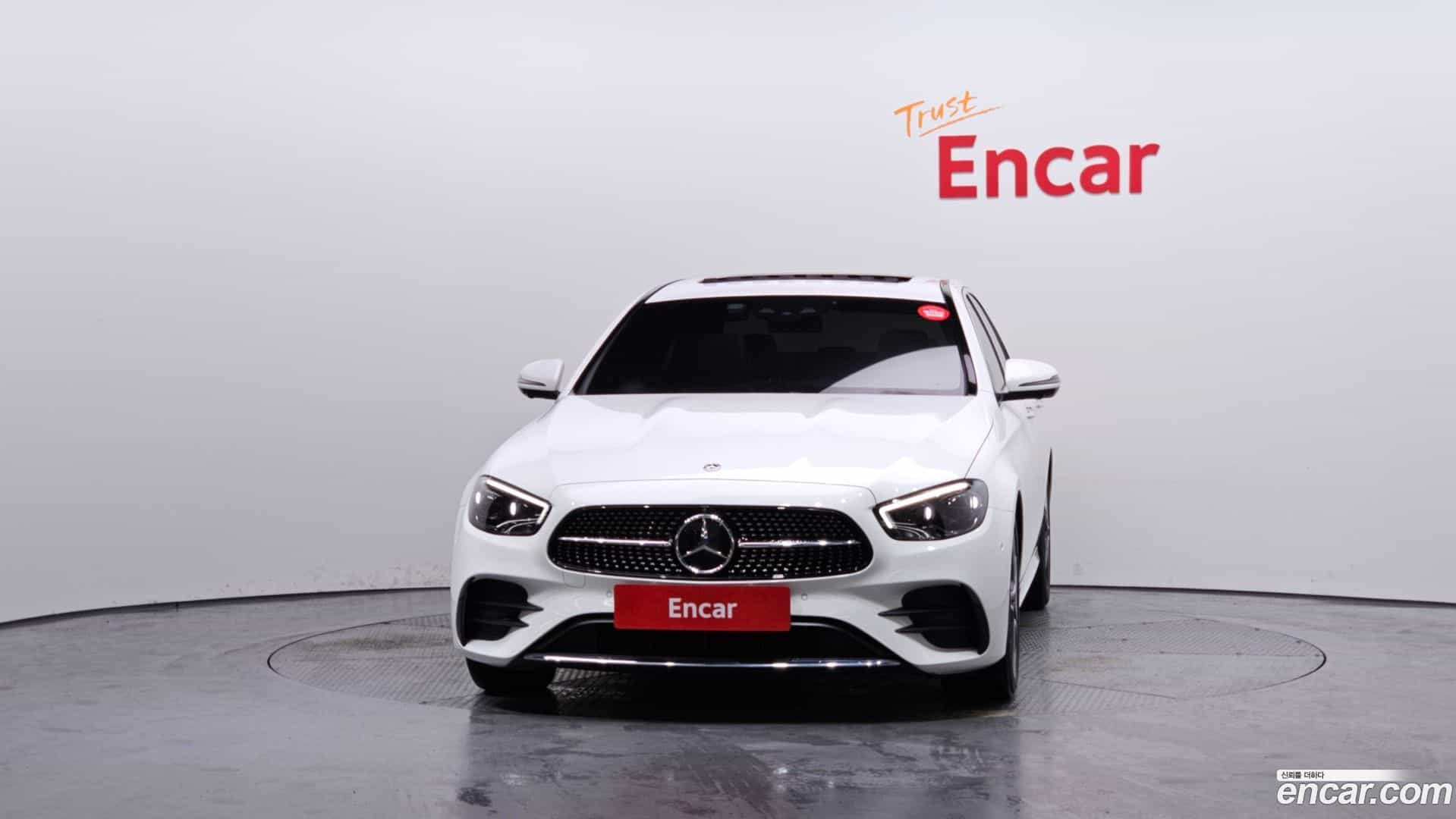 E-Class Mercedes-Benz 2023.1-OUTER-003
