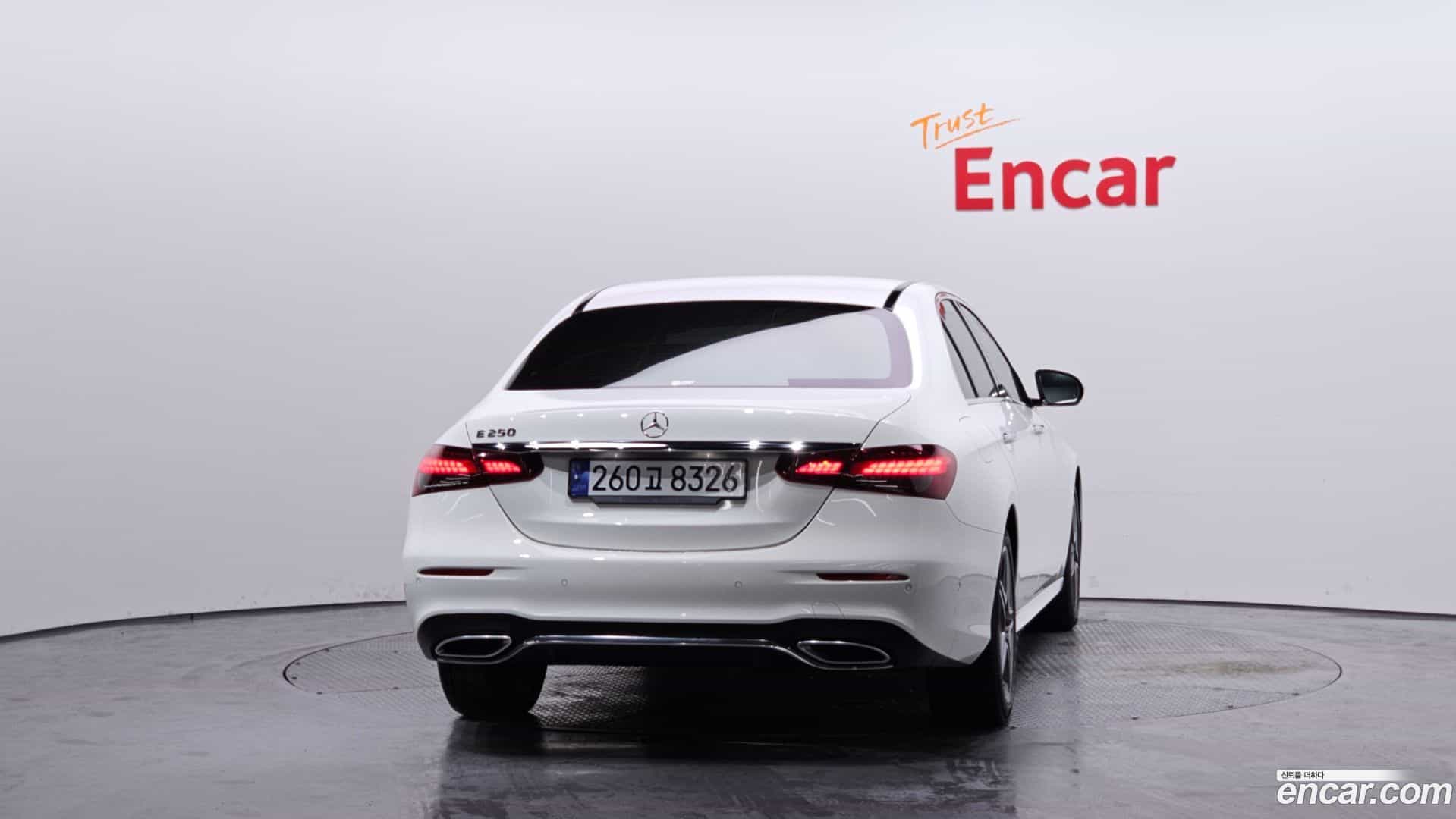 E-Class Mercedes-Benz 2023.1-OUTER-004