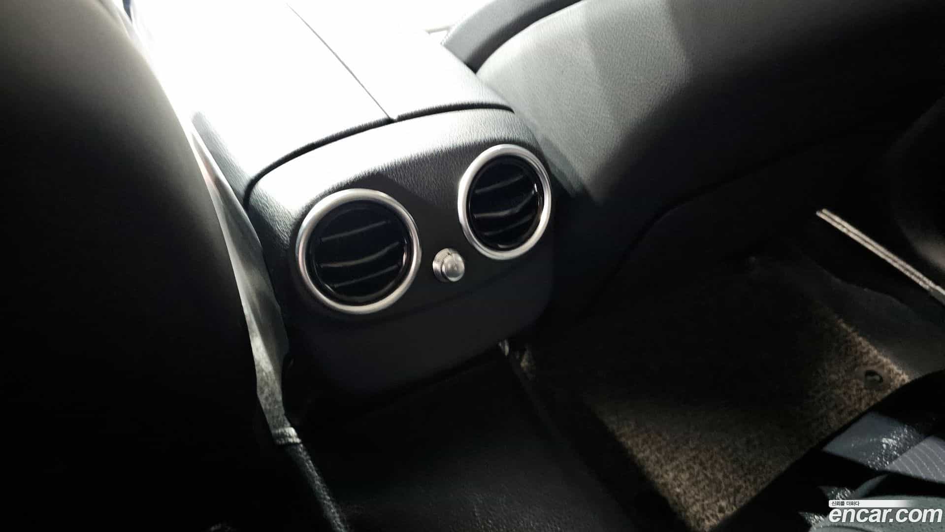C-Class Mercedes-Benz 2019.9-OPTION-023