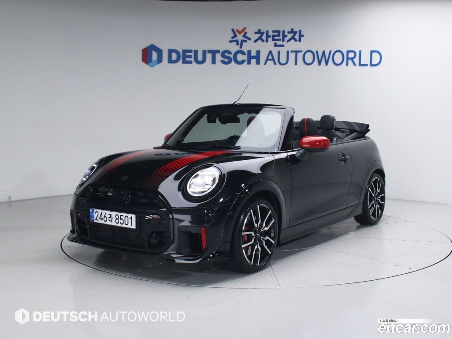 Main__Slider__Photo:Cooper Convertible Mini 2025.5-0