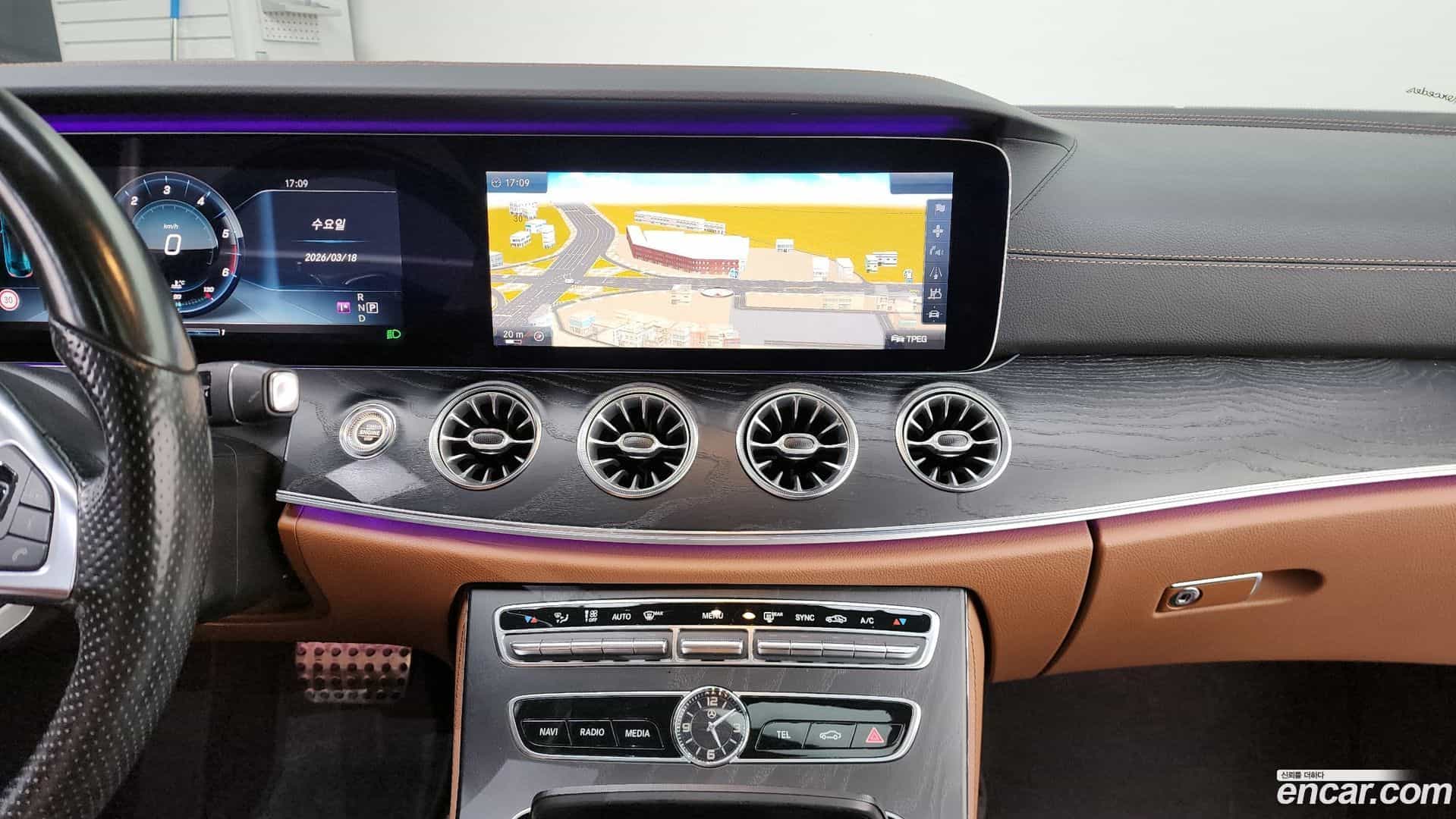 E-Class Mercedes-Benz 2017.10-OPTION-018