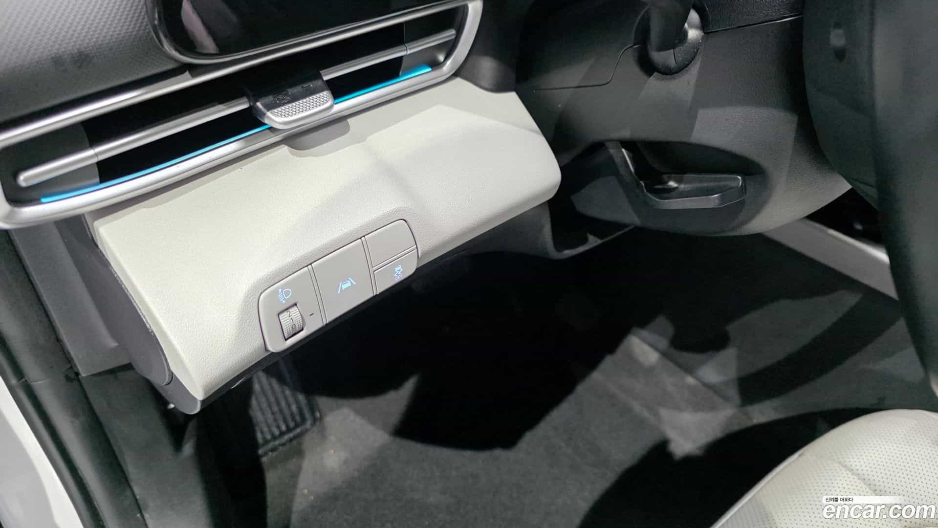 AVANTE Hyundai 2021.11-OPTION-020