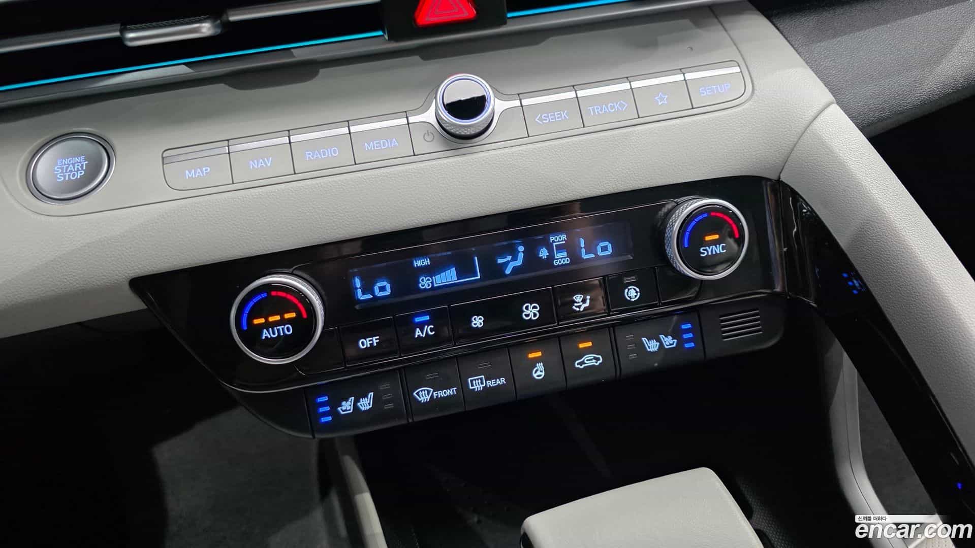 AVANTE Hyundai 2021.11-OPTION-022
