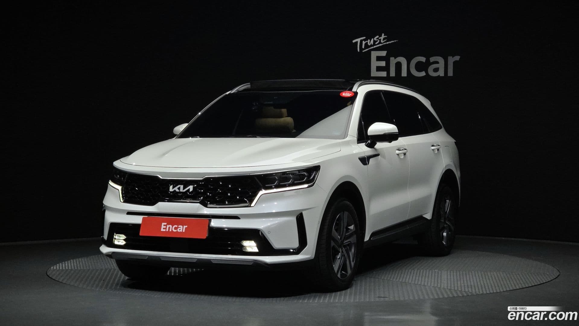 Main__Slider__Photo:Sorento Kia 2023.5-0