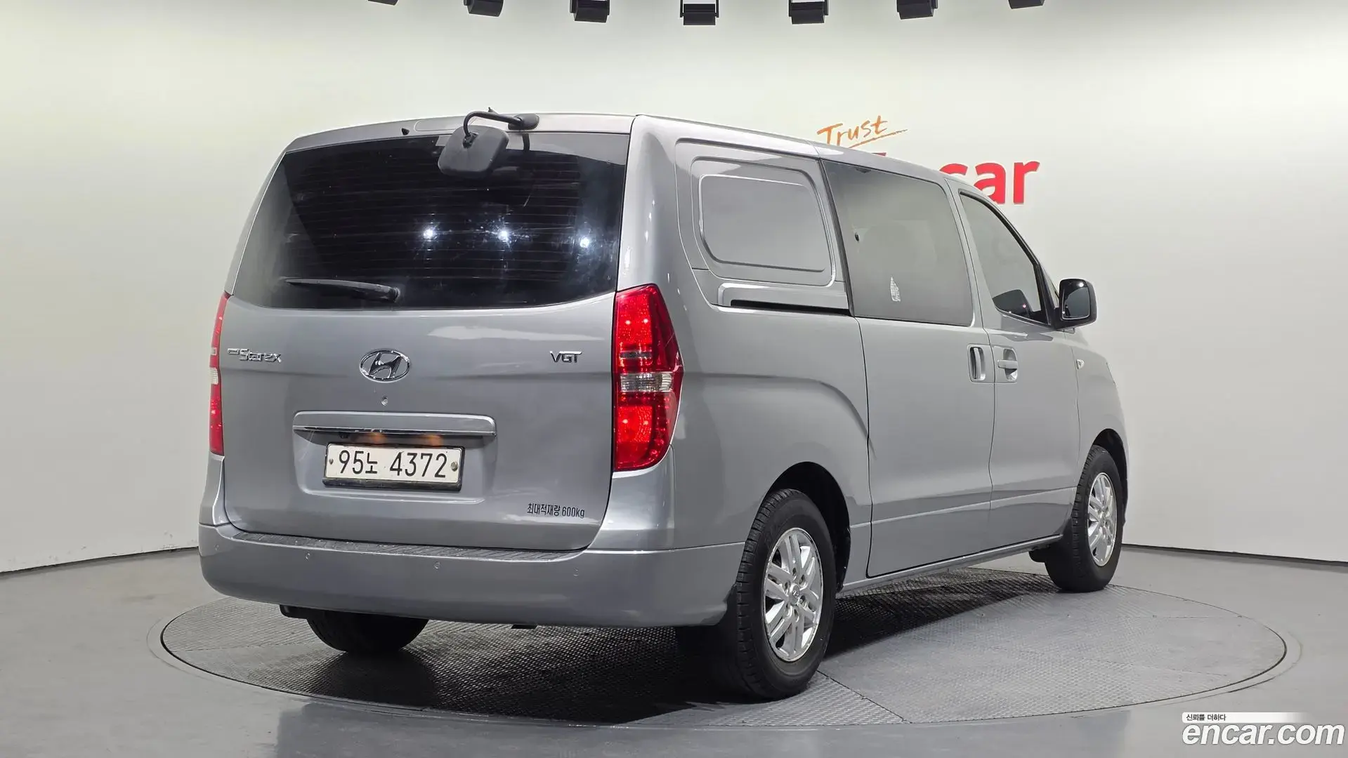 Main__Slider__Photo:Starex Hyundai 2021.0-1