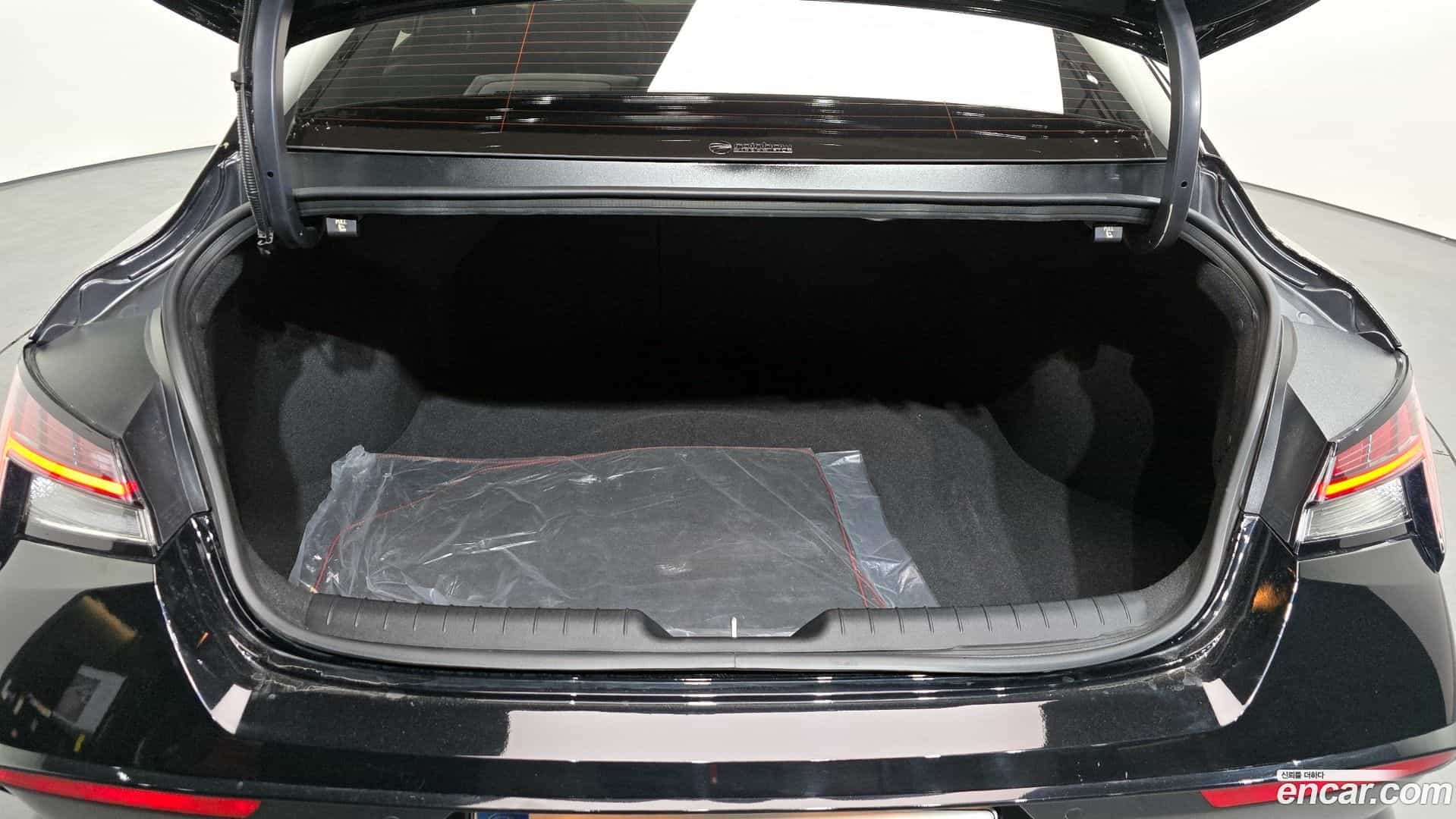 AVANTE Hyundai 2024.5-OPTION-024