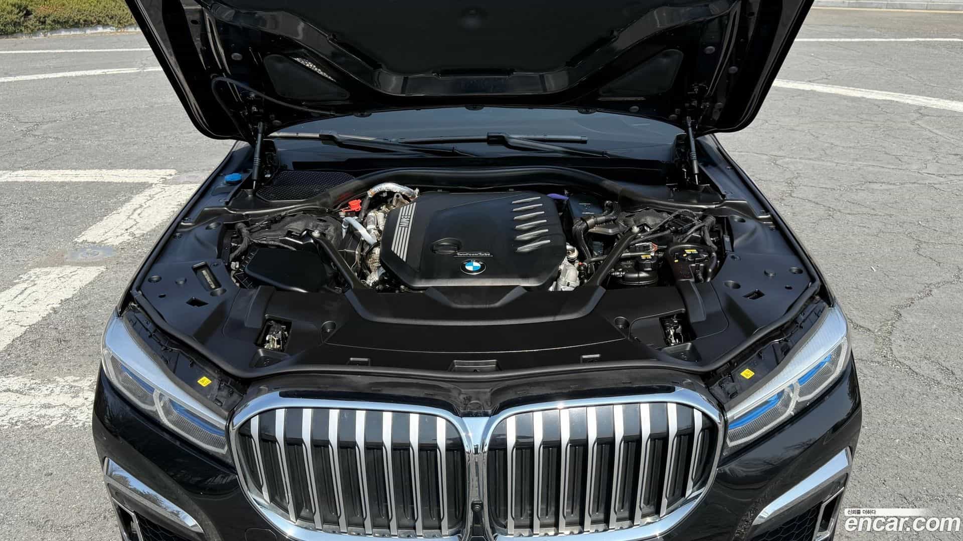 7-Series BMW 2022.1-OUTER-006