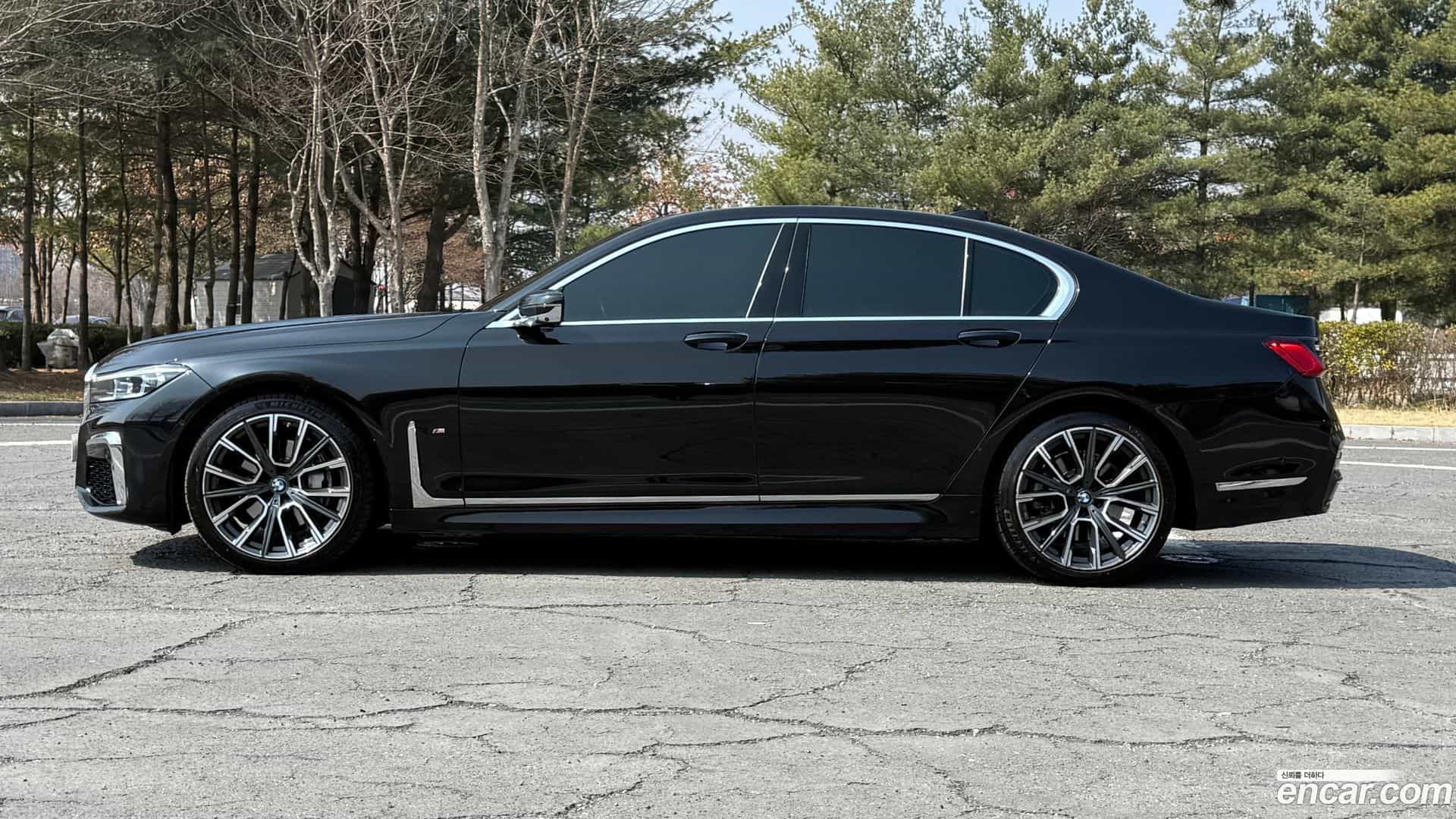 7-Series BMW 2022.1-OPTION-023