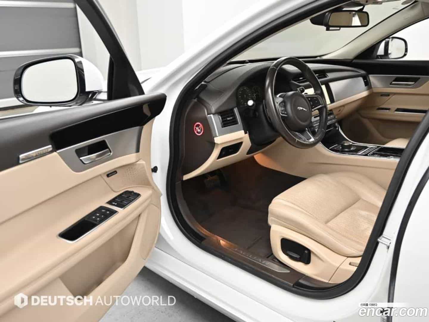 XF Jaguar 2018.2-OPTION-015