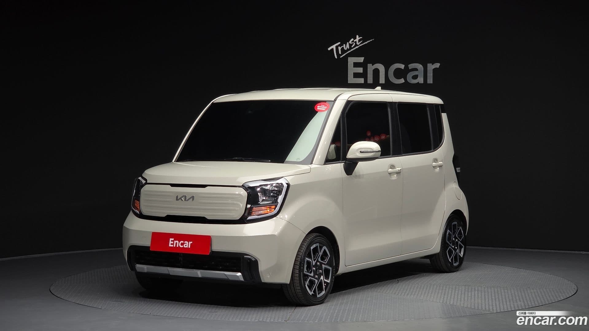 Main__Slider__Photo:RAY Kia 2024.2-0