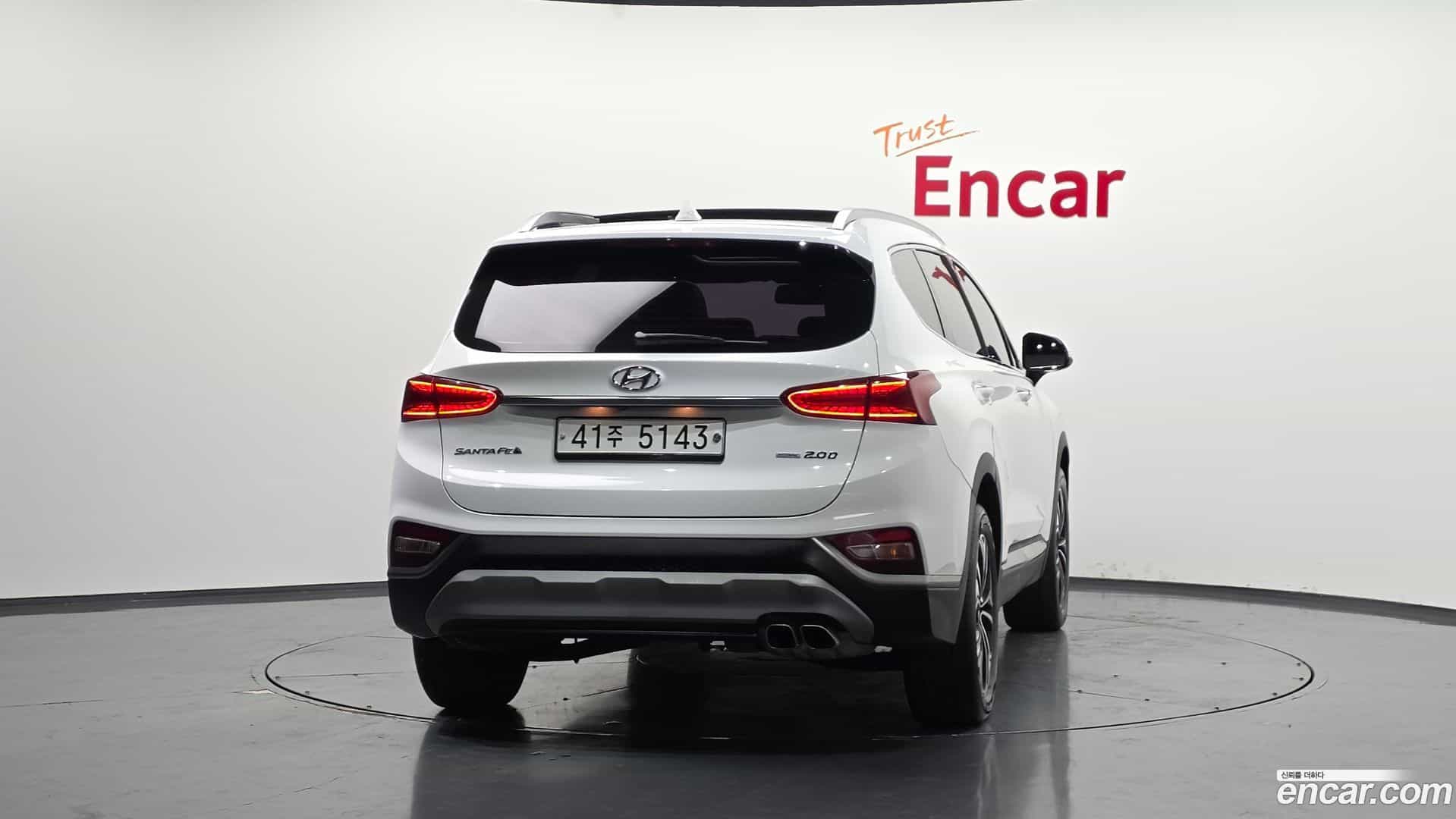 Santafe Hyundai 2018.6-OUTER-004