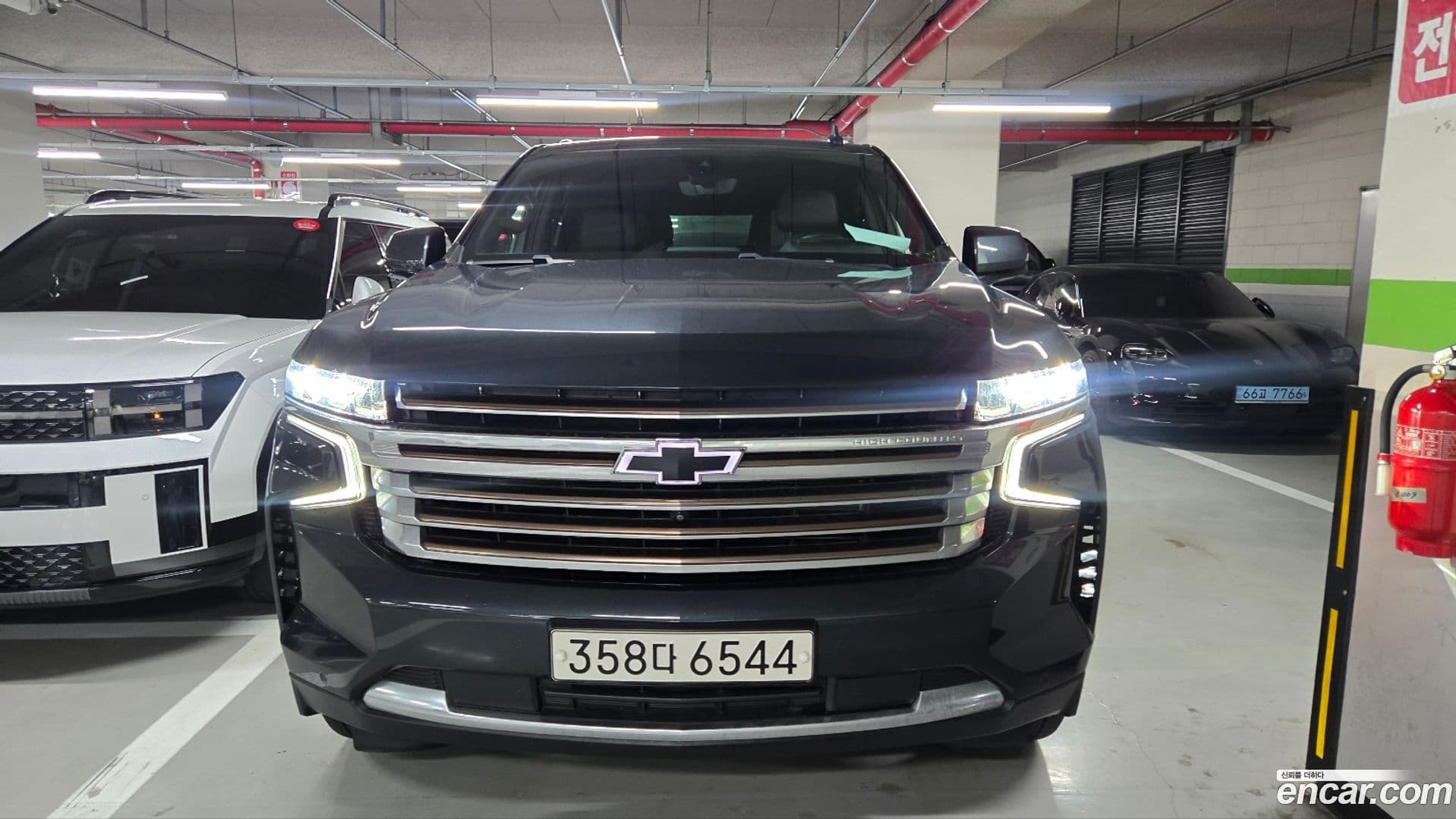 Main__Slider__Photo:Tahoe Chevrolet 2022.1-0
