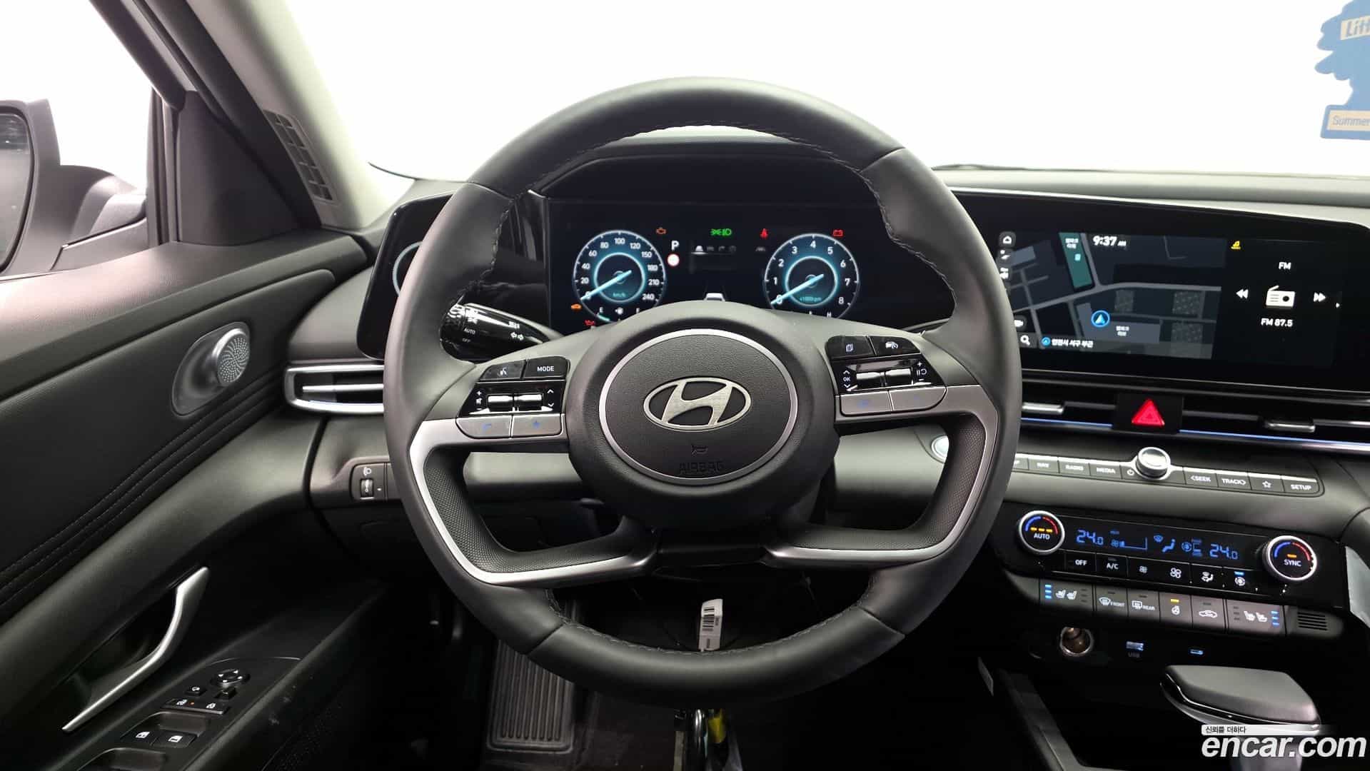 AVANTE Hyundai 2023.10-OPTION-017