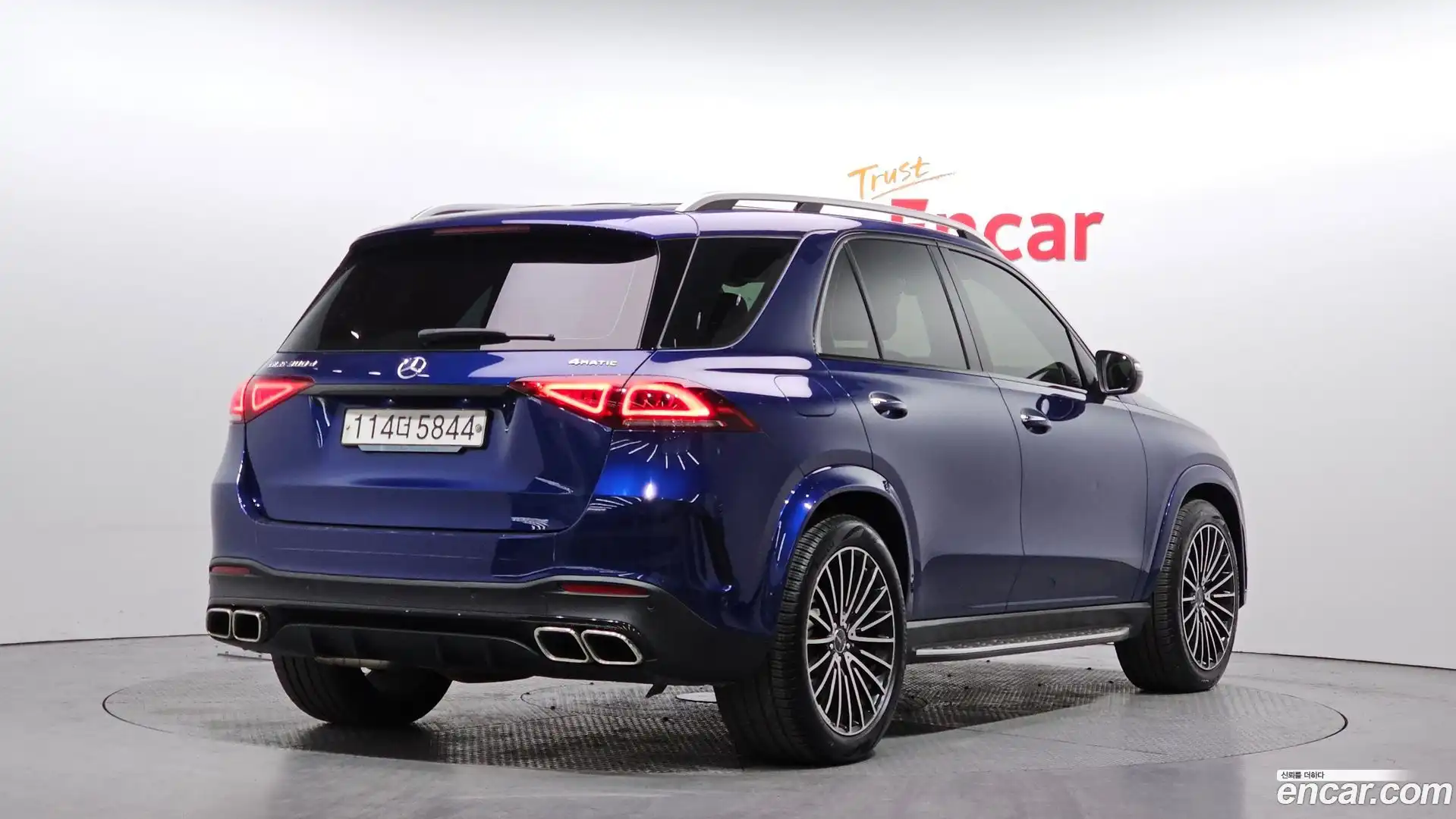 GLE-Class Mercedes-Benz 2019.8-OUTER-002
