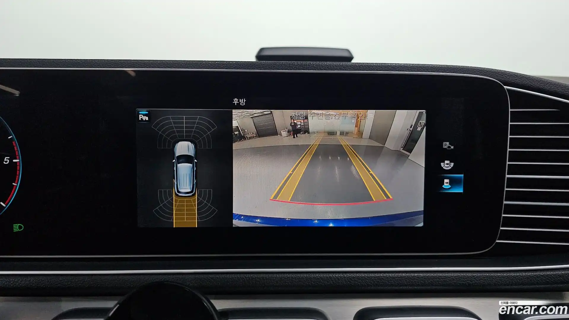GLE-Class Mercedes-Benz 2019.8-OPTION-019