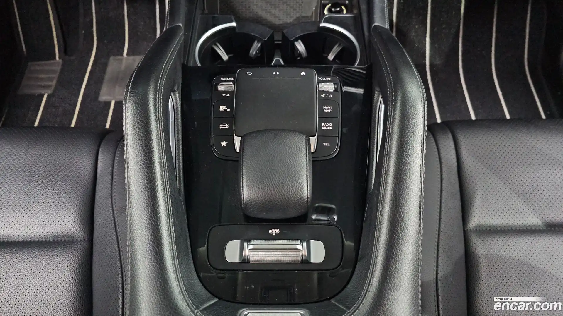 GLE-Class Mercedes-Benz 2019.8-OPTION-021