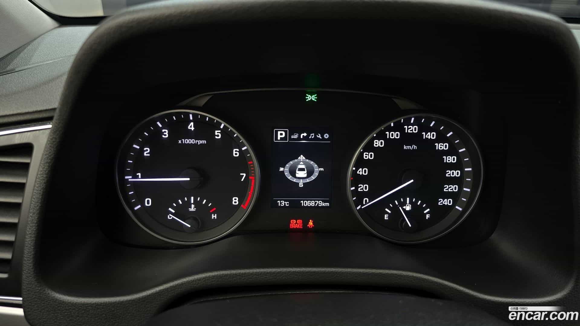 AVANTE Hyundai 2018.6-INNER-008