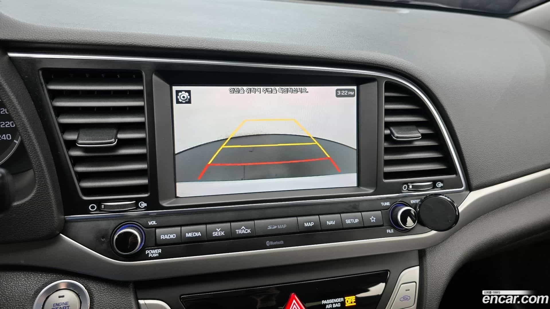 AVANTE Hyundai 2018.6-OPTION-020