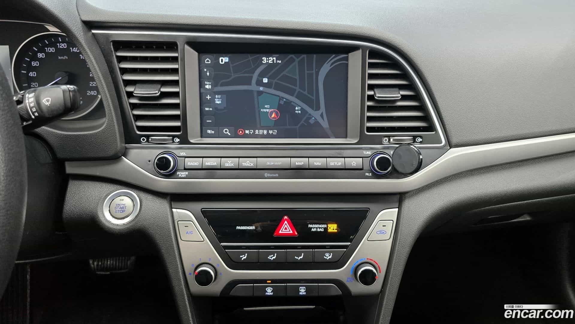 AVANTE Hyundai 2018.6-OPTION-021