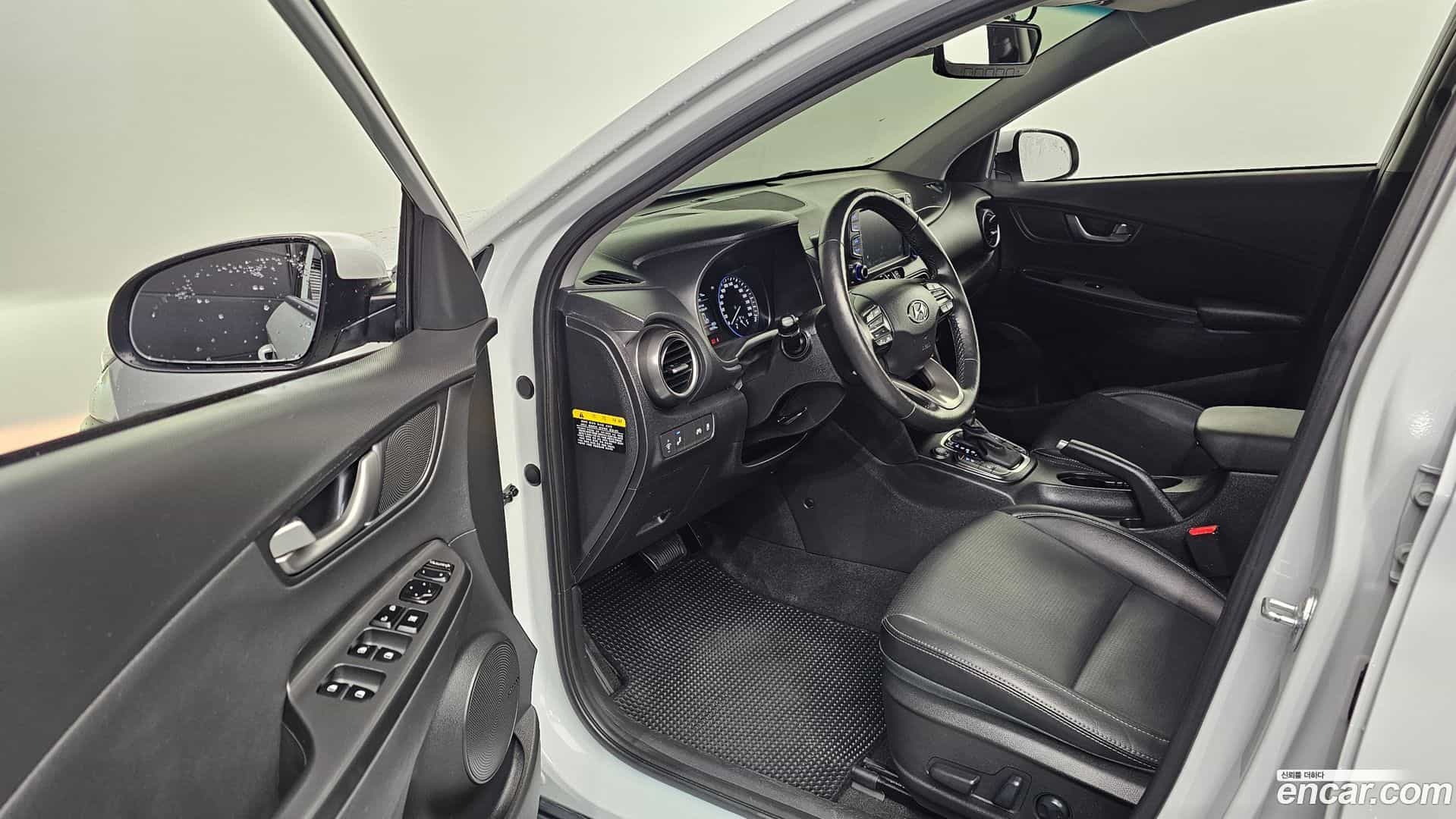 Kona Hyundai 2019.3-INNER-010