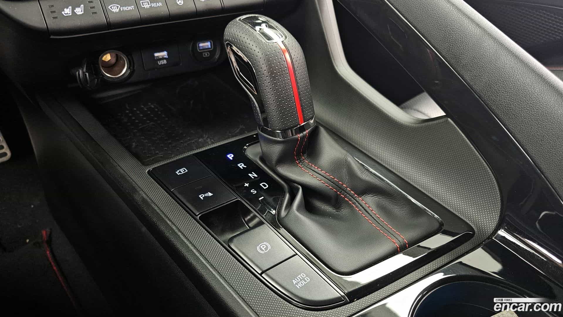 AVANTE Hyundai 2021.11-INNER-009
