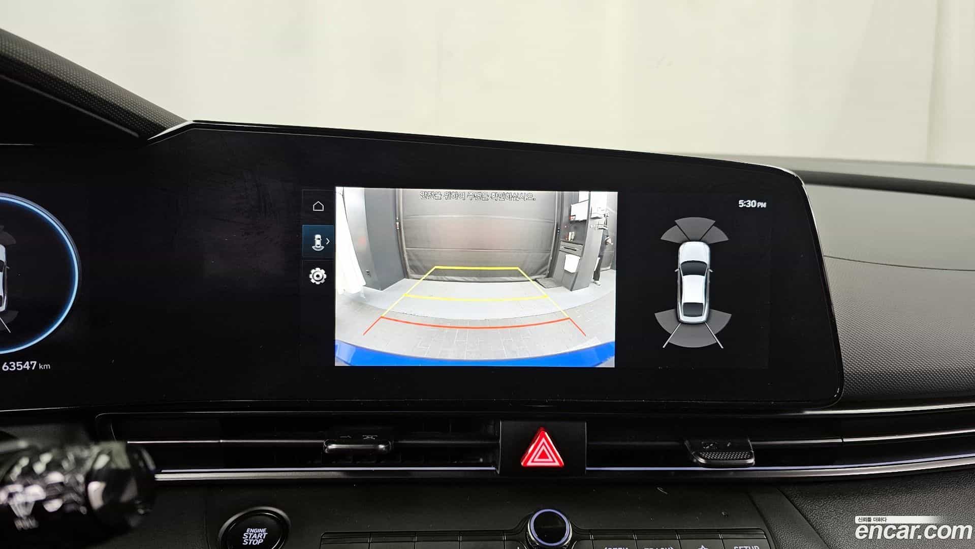 AVANTE Hyundai 2021.11-OPTION-019