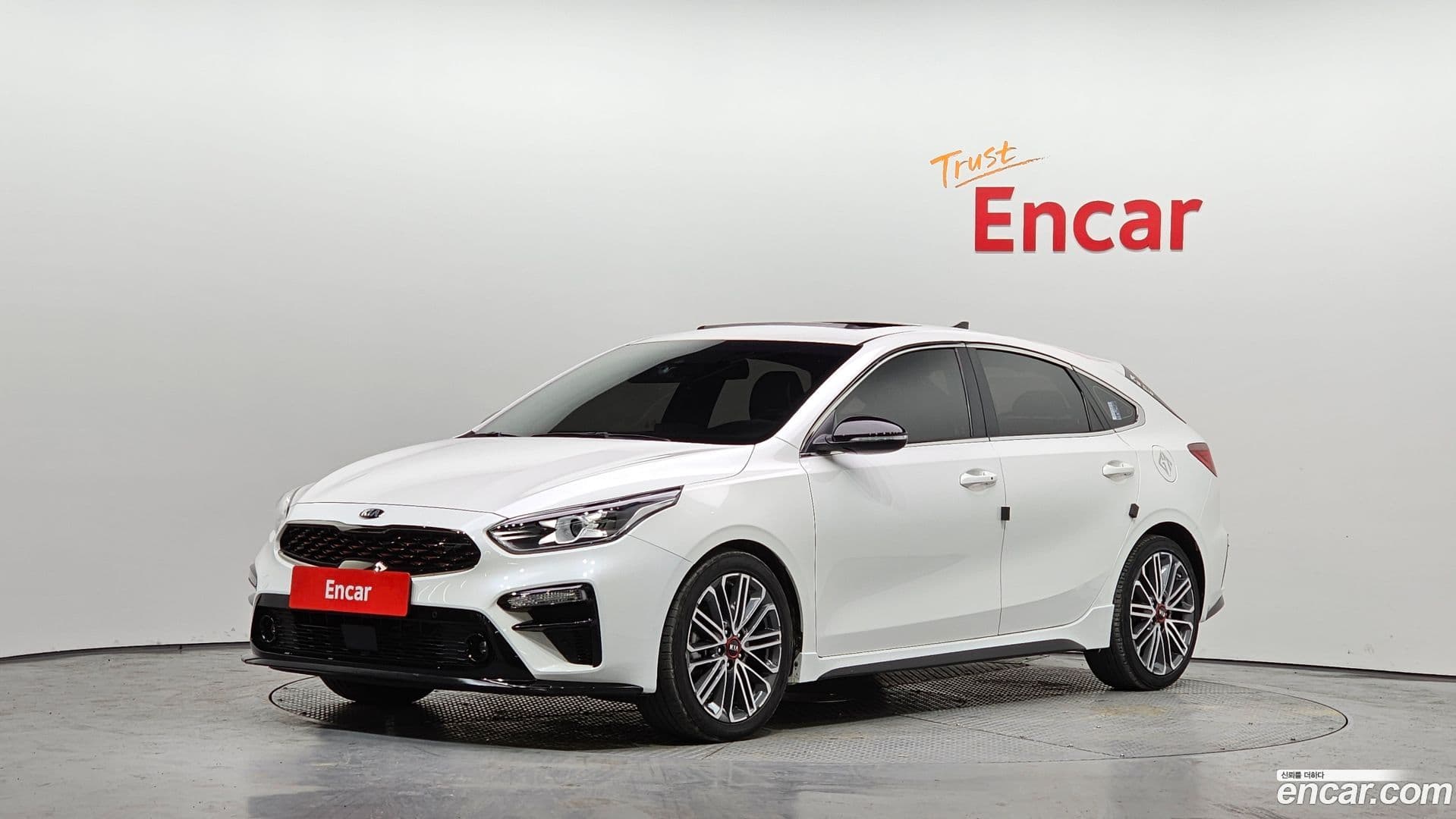 Main__Slider__Photo:K3 Kia 2019.3-0