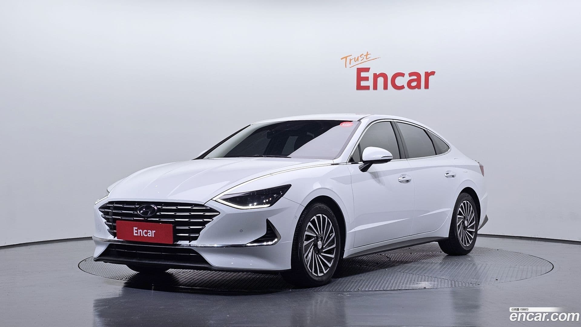 Main__Slider__Photo:Sonata Hyundai 2021.5-0