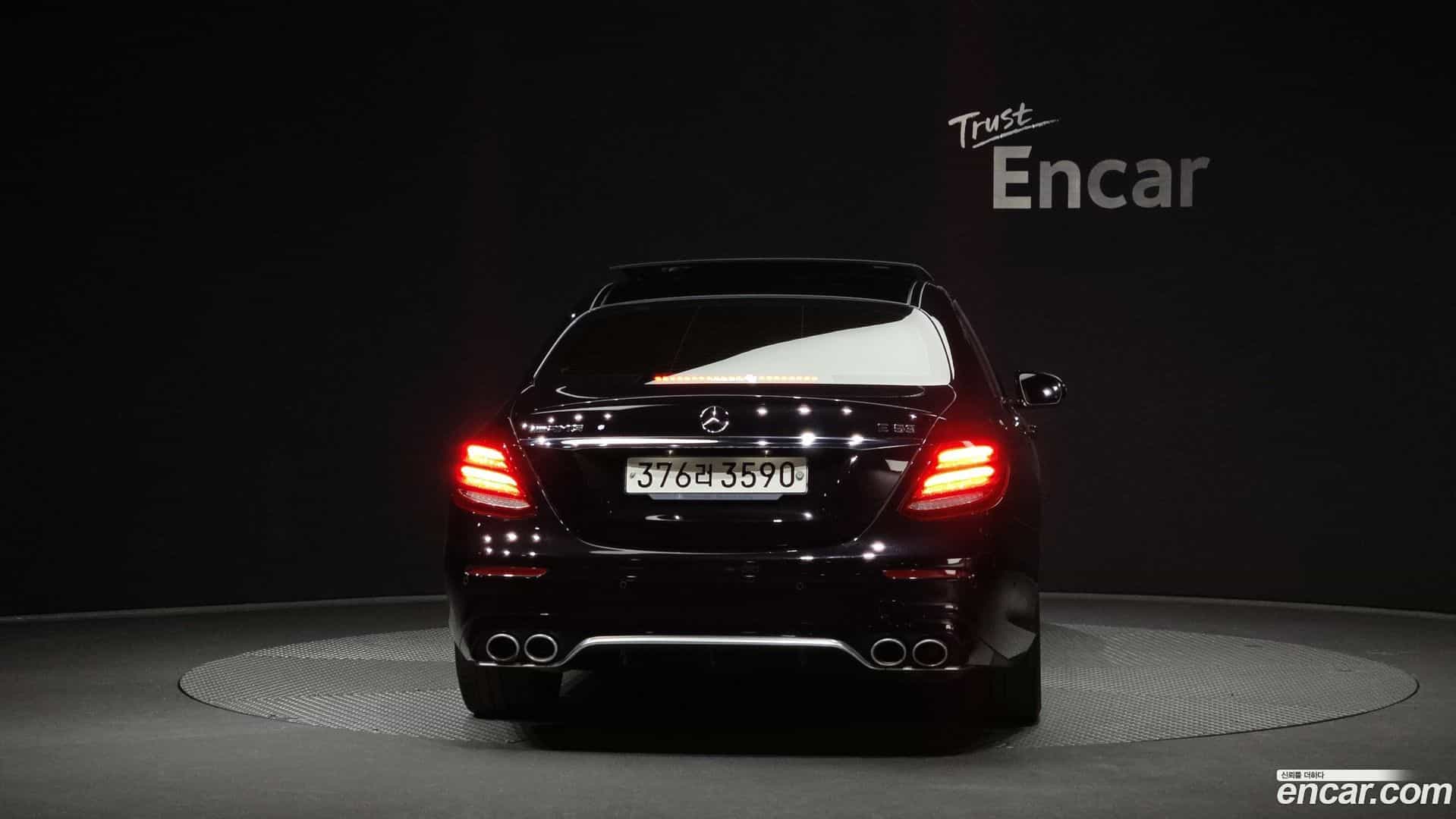E-Class Mercedes-Benz 2020.8-OUTER-004