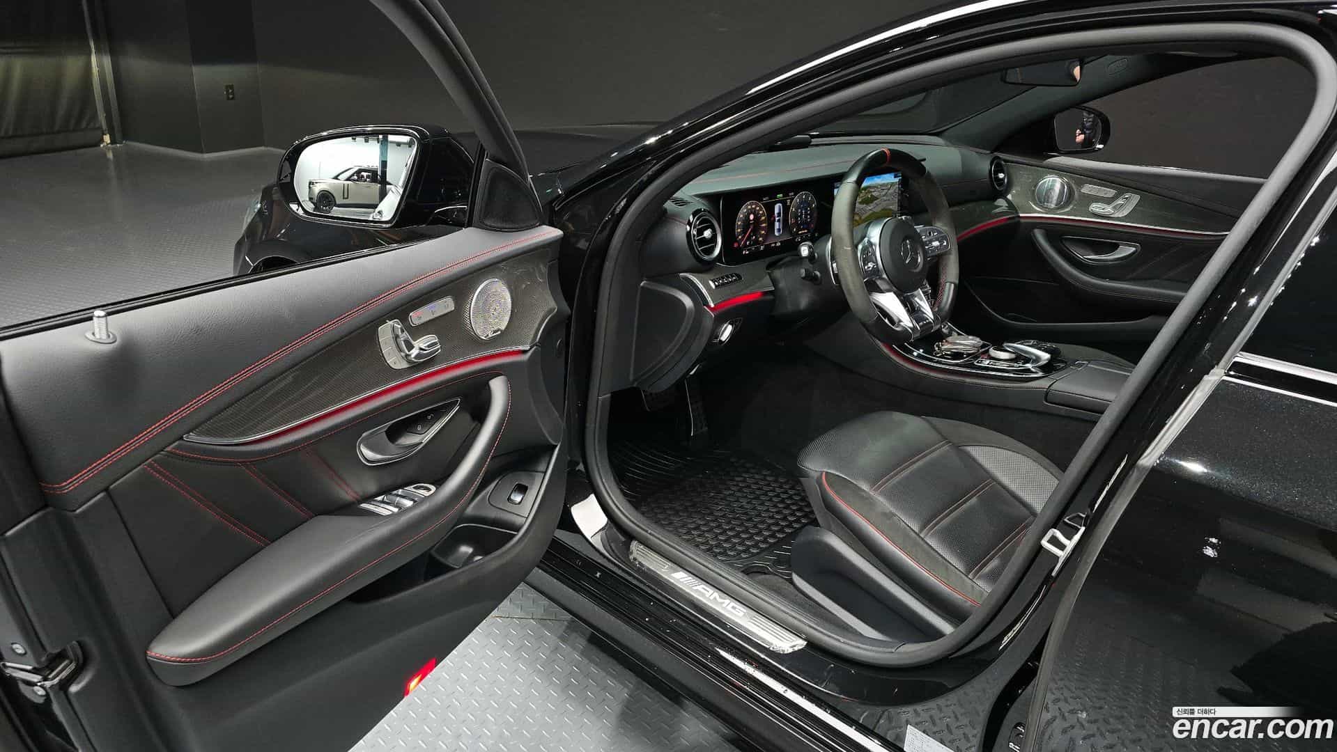 E-Class Mercedes-Benz 2020.8-INNER-010