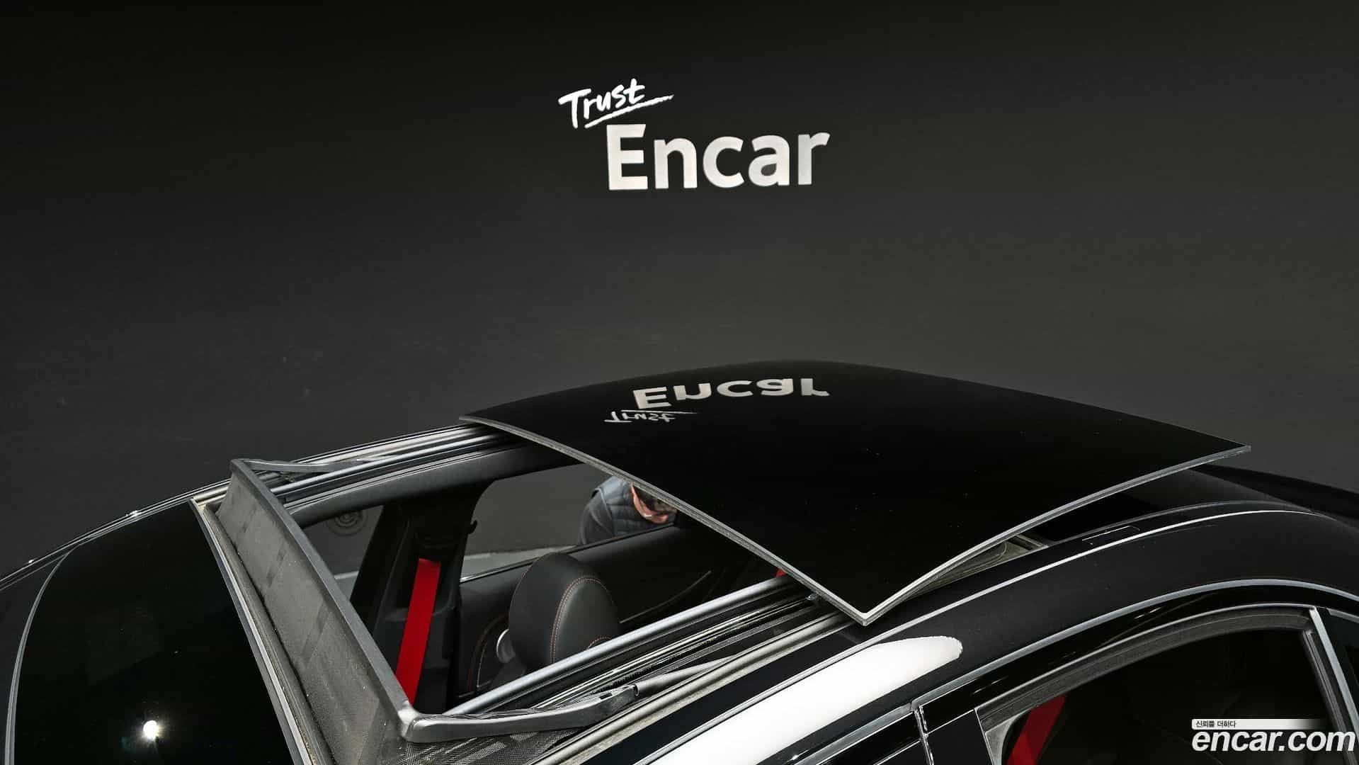 E-Class Mercedes-Benz 2020.8-OPTION-023