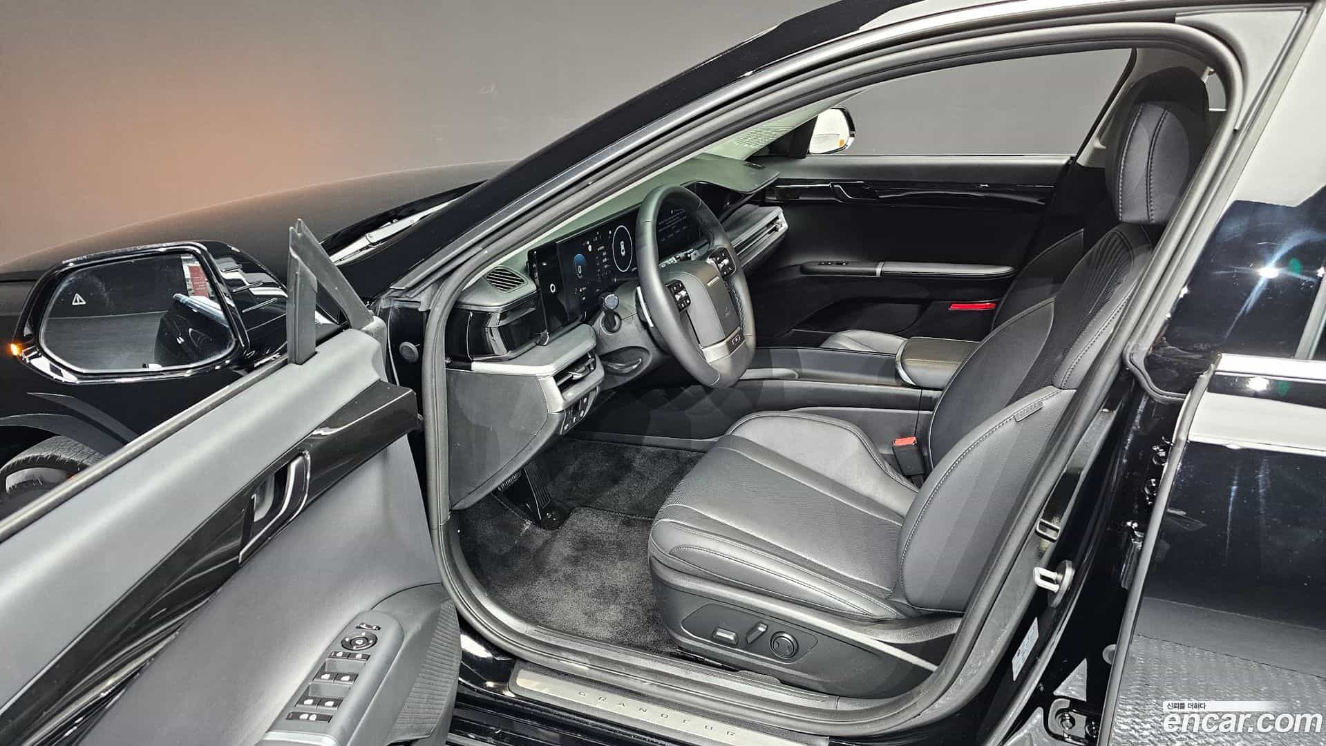 Grandeur Hyundai 2025.3-INNER-010