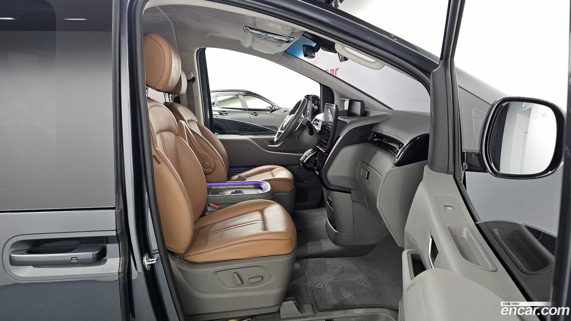 Staria Hyundai 2021.11-OPTION-019