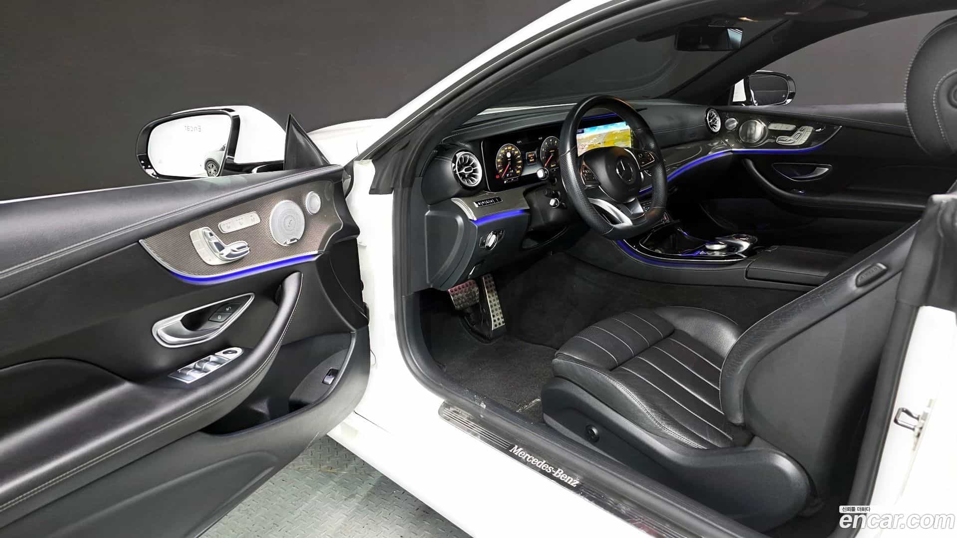 E-Class Mercedes-Benz 2017.9-INNER-010