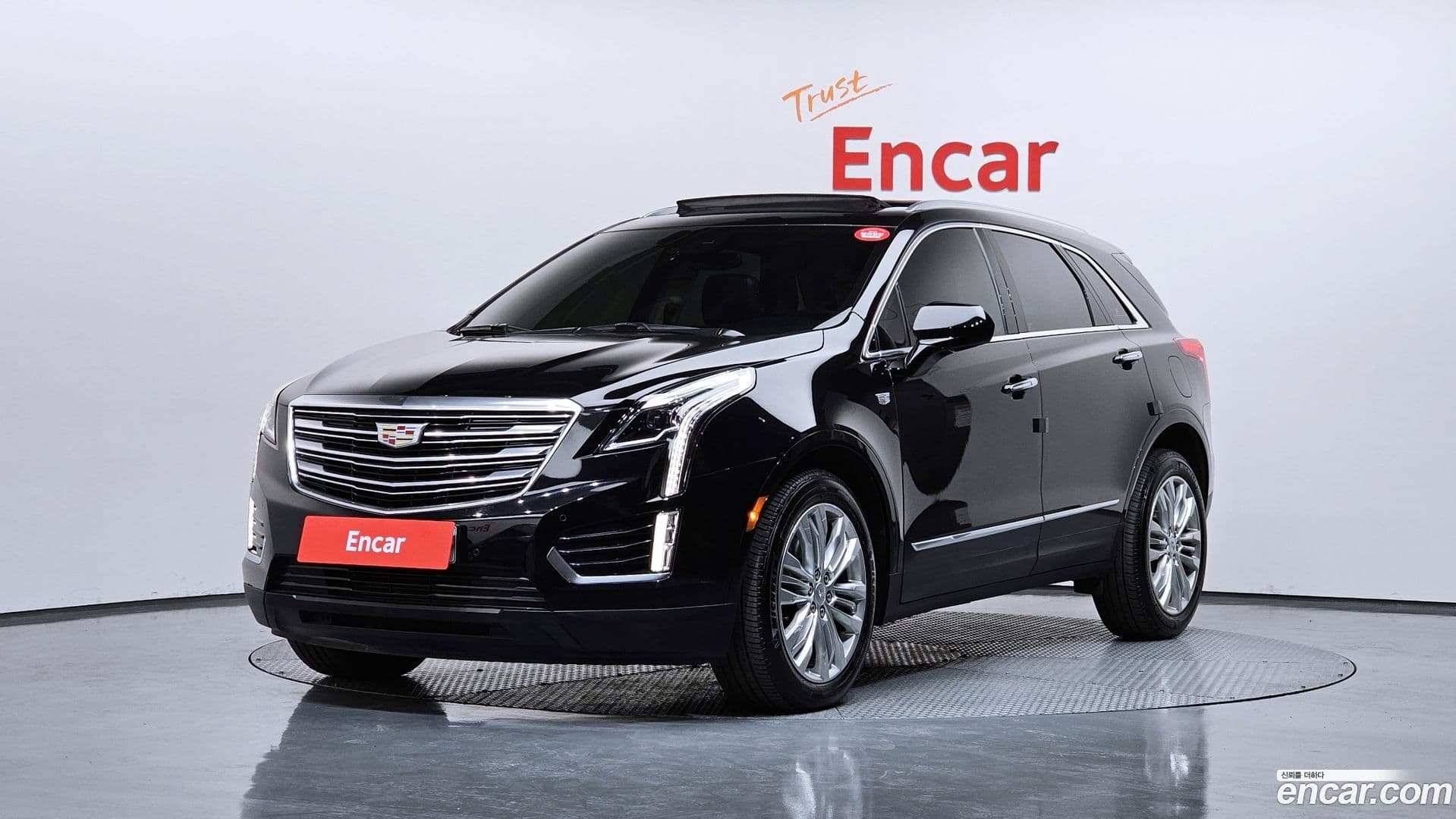 Main__Slider__Photo:XT5 Cadillac 2018.10-0