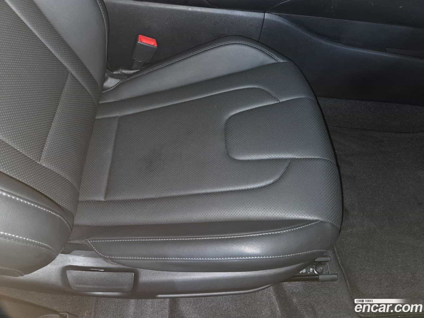 AVANTE Hyundai 2022.2-INNER-010