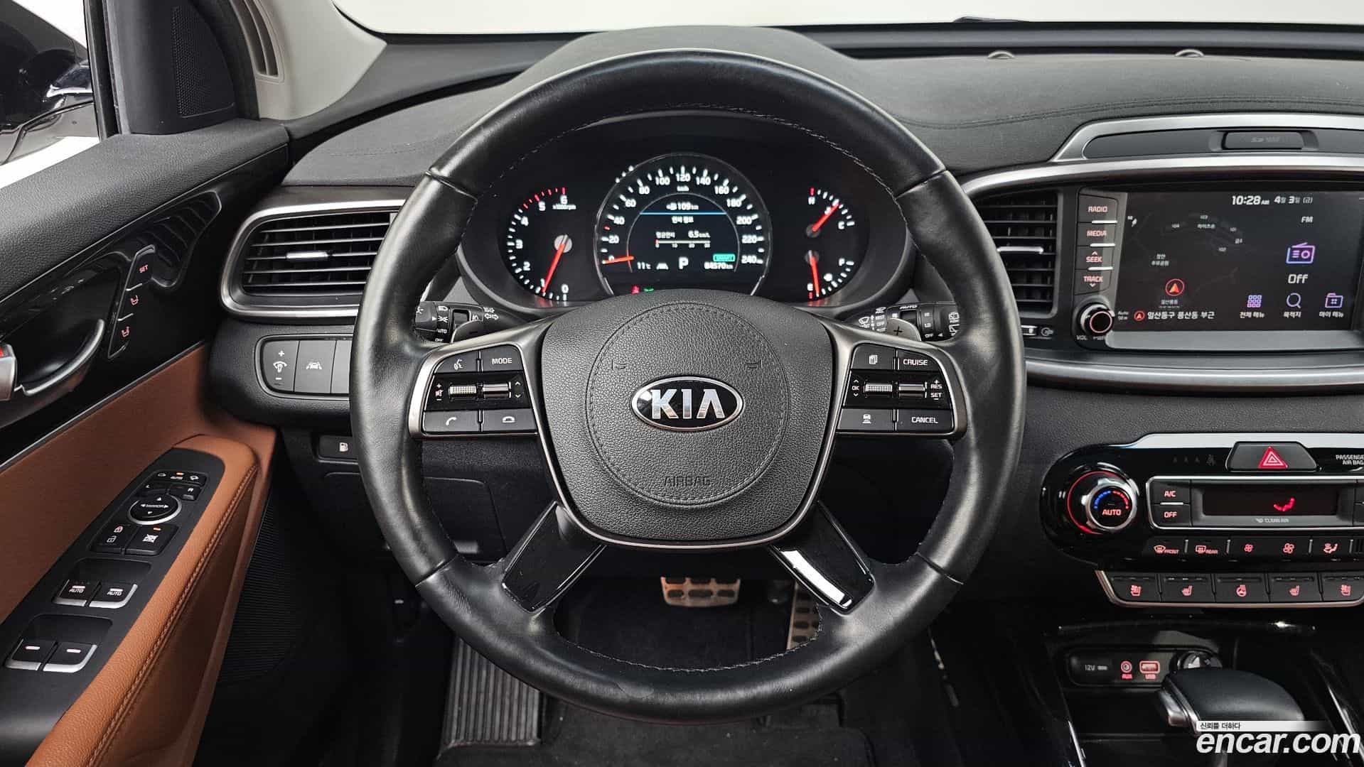 Sorento Kia 2018.7-OPTION-017