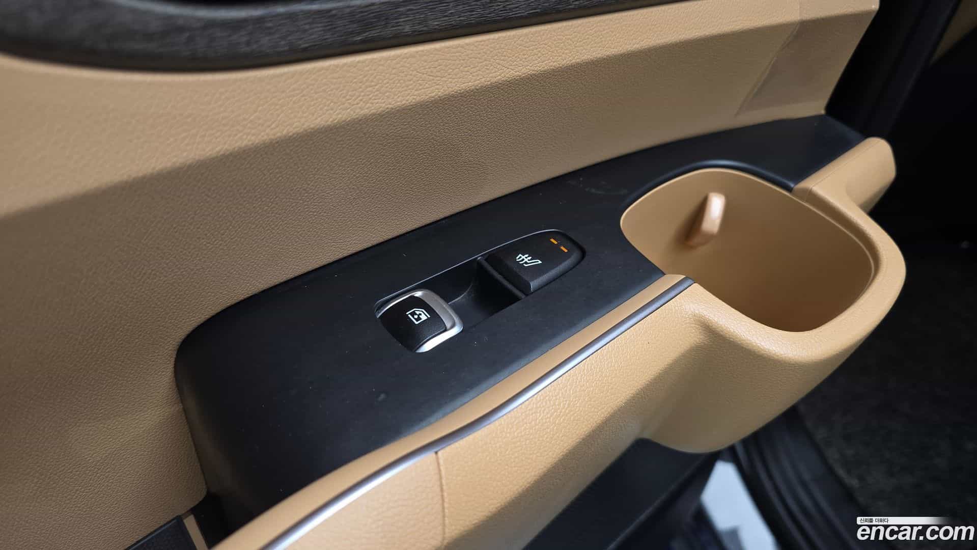 Sorento Kia 2022.0-OPTION-023