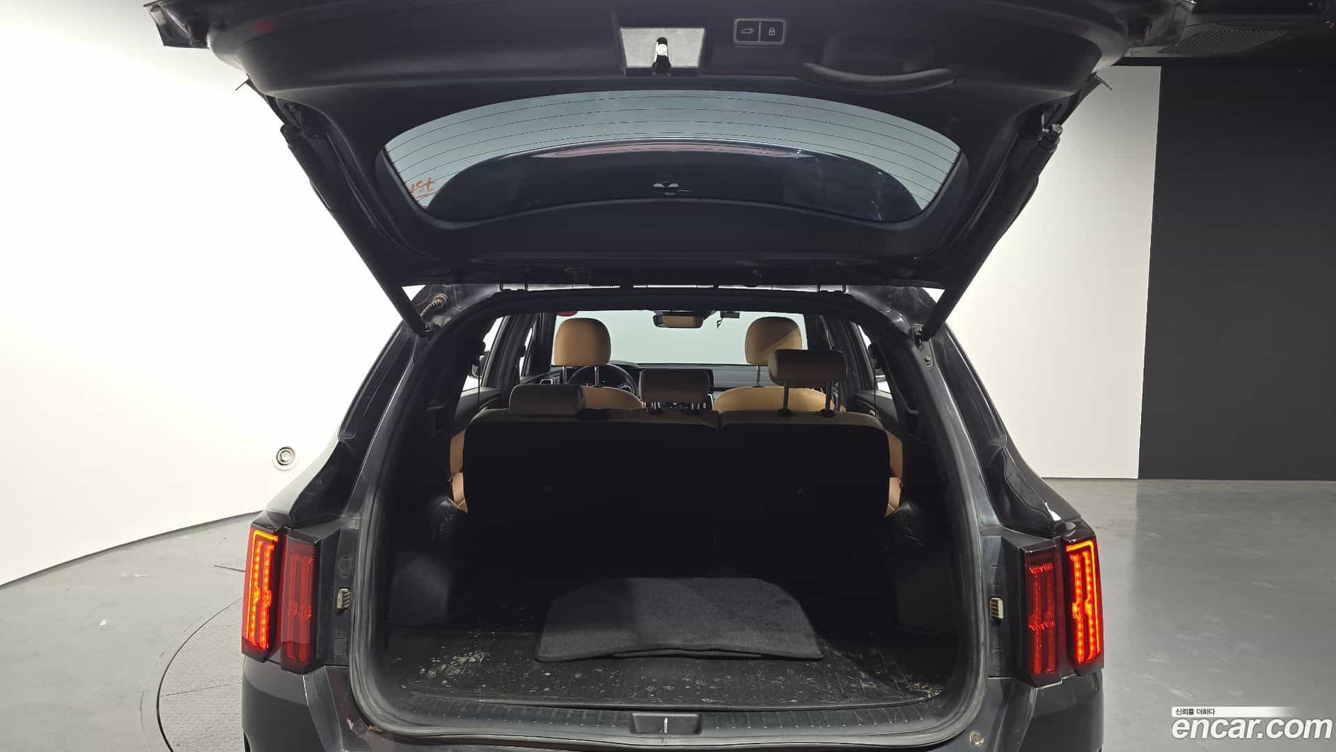 Sorento Kia 2022.0-OPTION-024