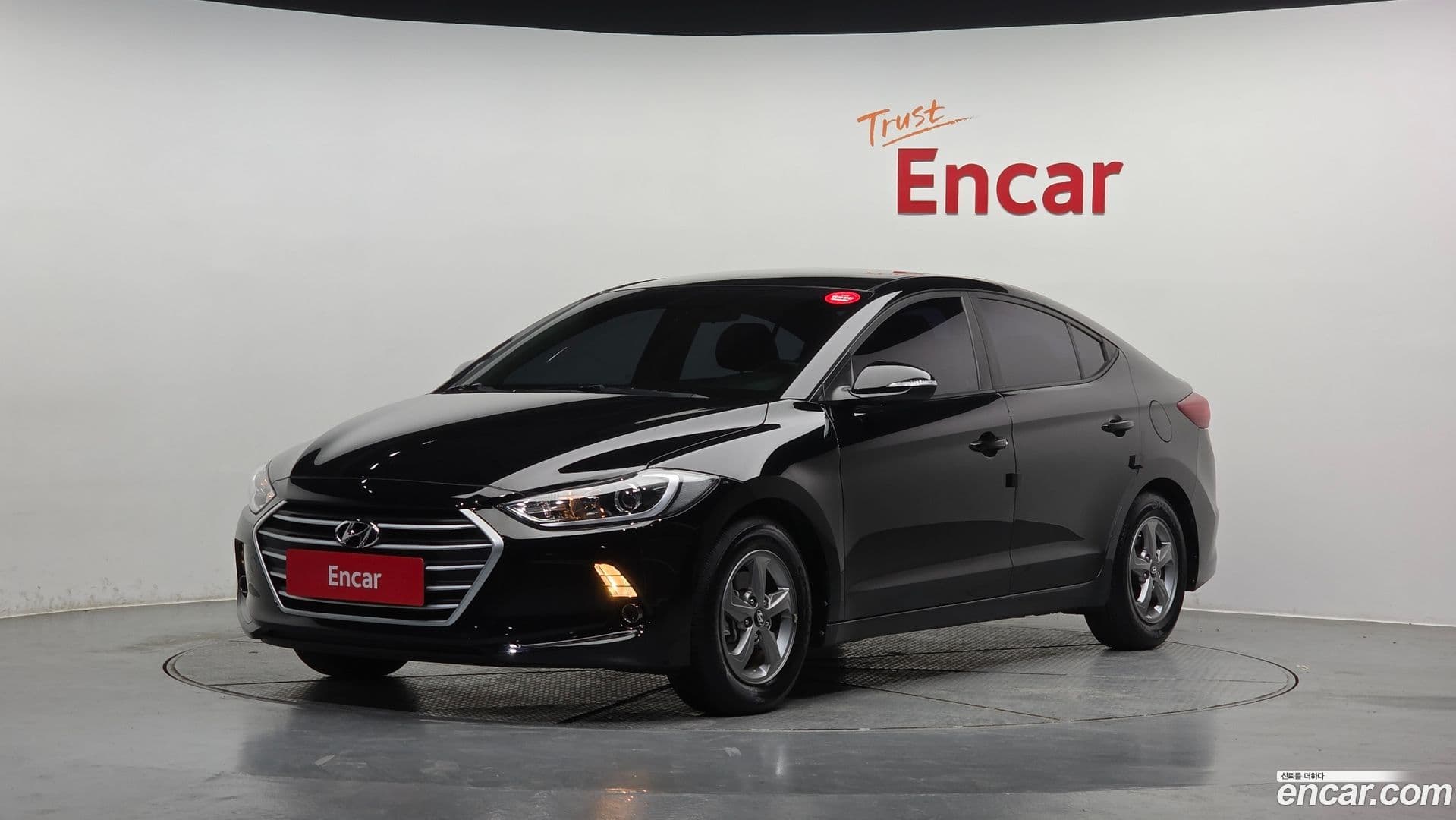Main__Slider__Photo:AVANTE Hyundai 2018.5-0