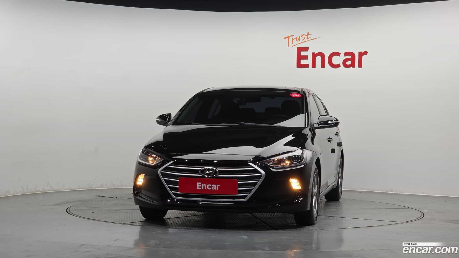 AVANTE Hyundai 2018.5-OUTER-003