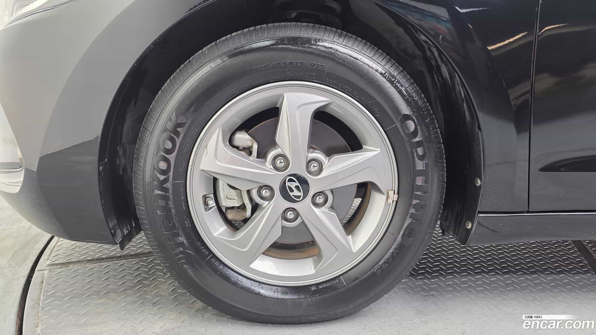 AVANTE Hyundai 2018.5-OUTER-005