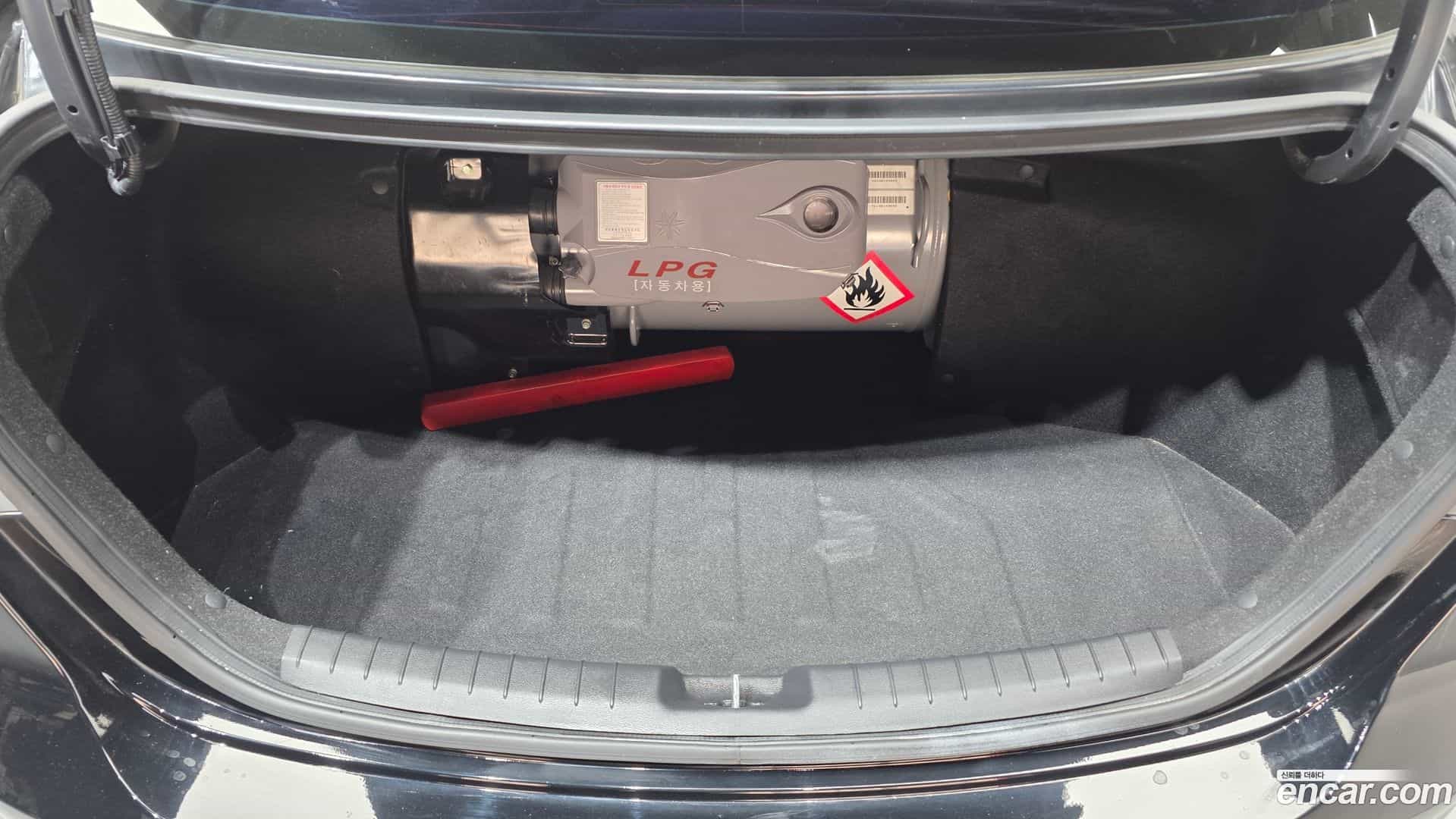 AVANTE Hyundai 2018.5-OPTION-024