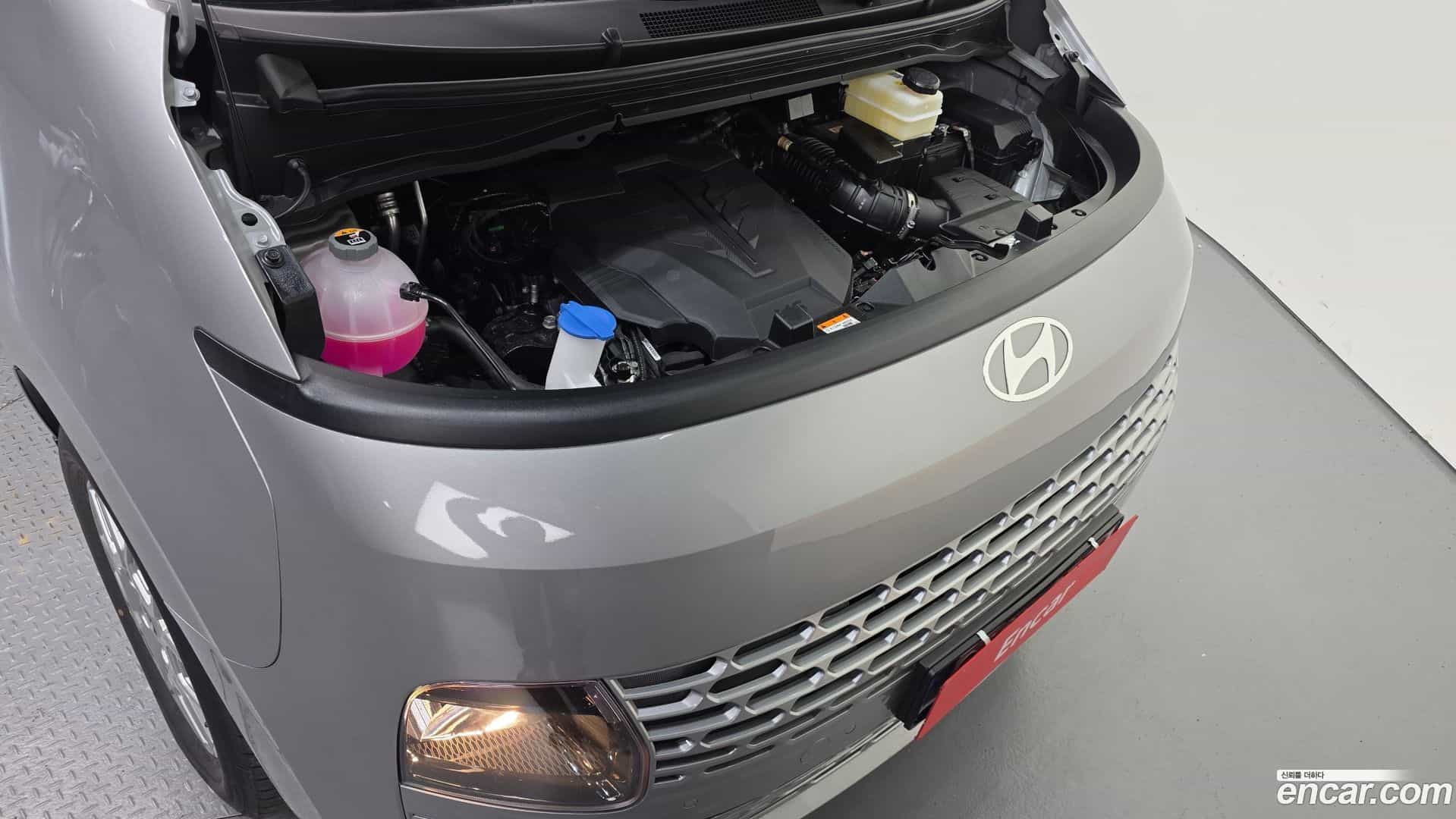Staria Hyundai 2025.11-OUTER-006