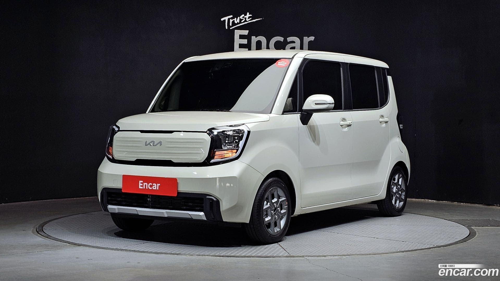 Main__Slider__Photo:RAY Kia 2024.6-0