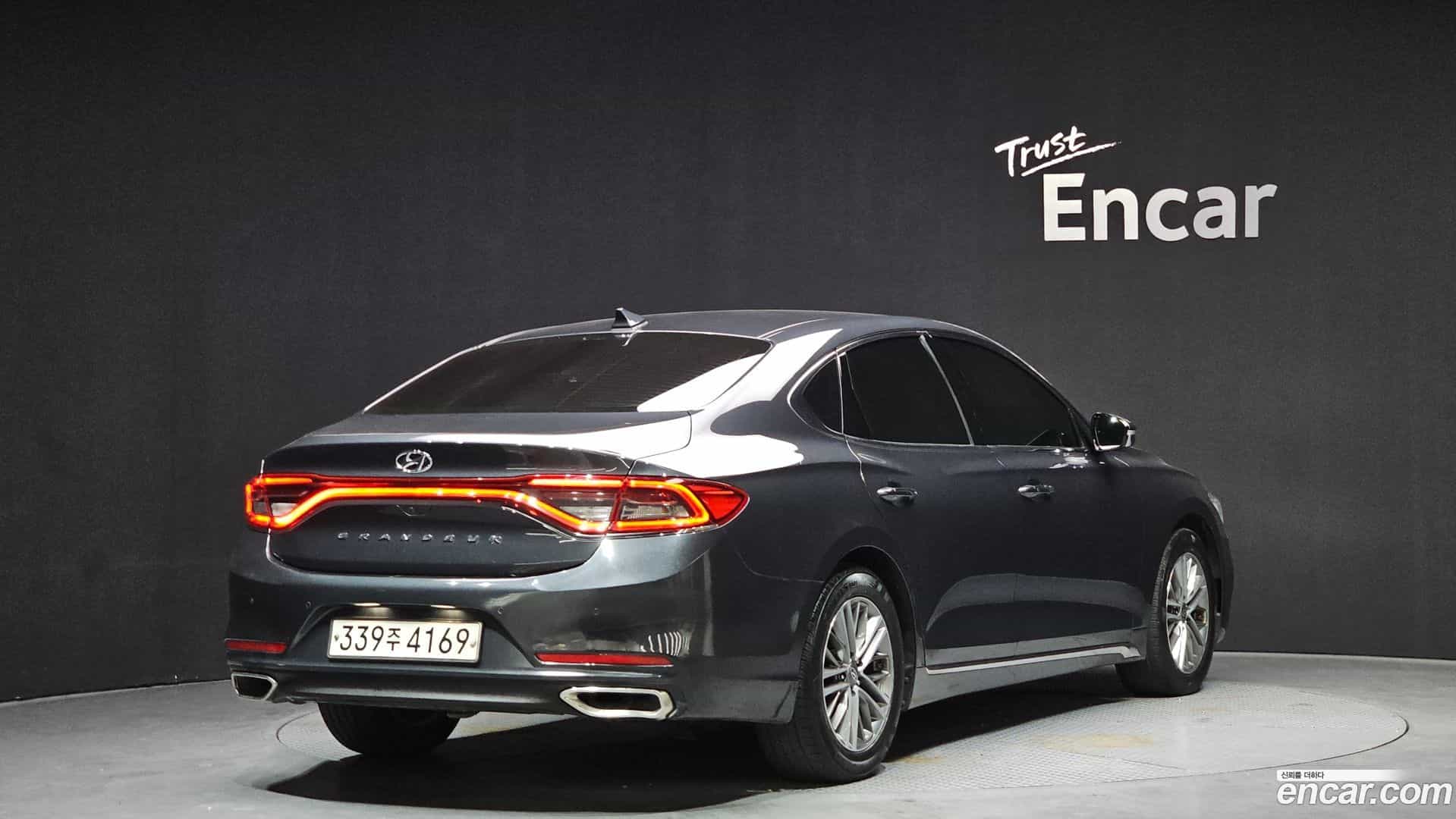Grandeur Hyundai 2018.3-OUTER-002