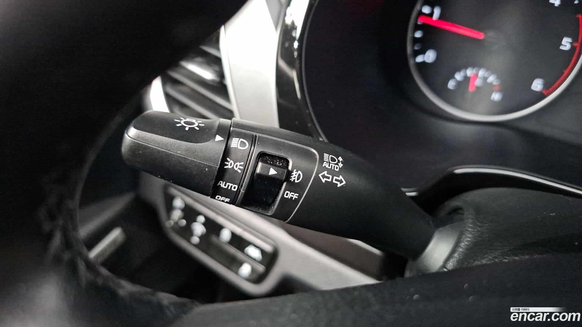 Seltos Kia 2019.7-OPTION-020