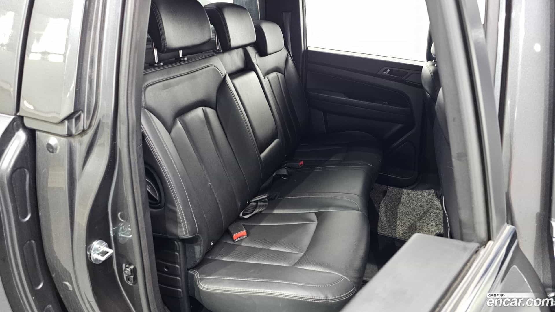 Rexton KG Mobility 2020.10-OPTION-016
